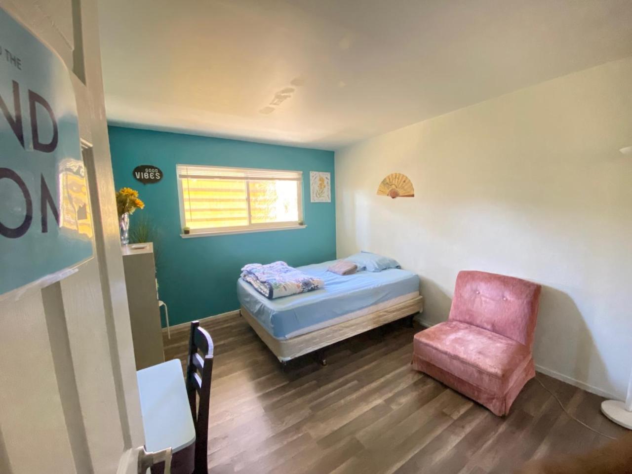 Whole Family - Rosemont Hostel Sacramento Bagian luar foto